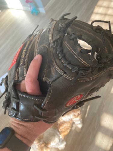 Catcher's 32.5" Gold Glove Baseball Glove