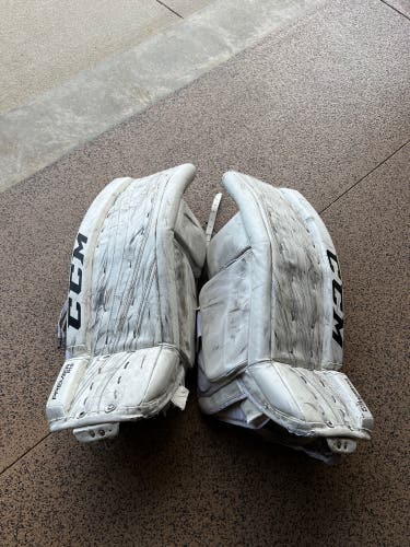 CCM Premier R1.9 Hockey Goalie pads 30+1