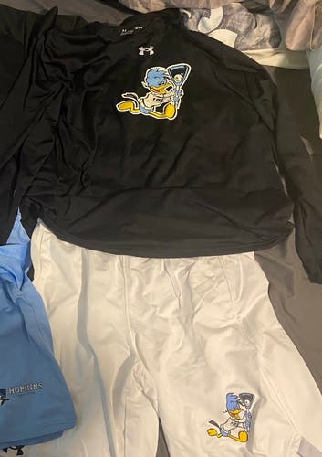 Shirt And Shorts (Hopkins Nag Jay)