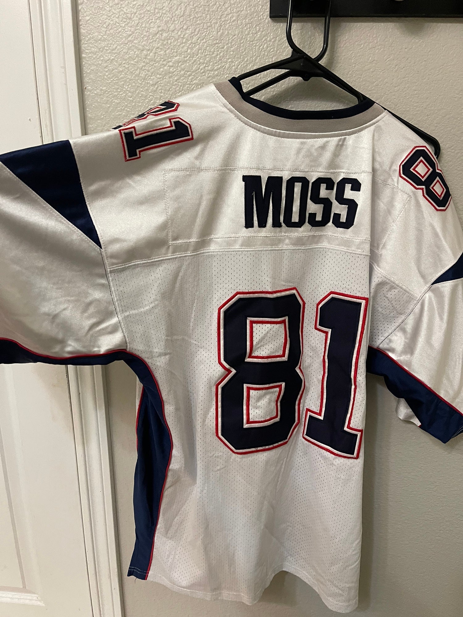 NFL New England Patriots Randy Moss Replica Whie Jersey 