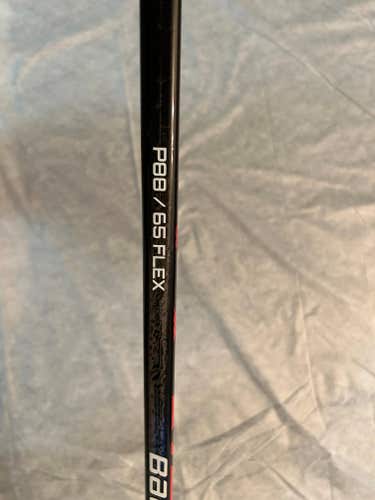 Intermediate Used Right Handed Bauer Vapor X3.7 Hockey Stick P88