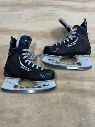 Junior Used Bauer Supreme One.4 Hockey Skates D&R (Regular) 5.0