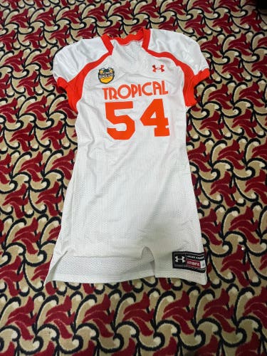 White Used Large Under Armour Jersey