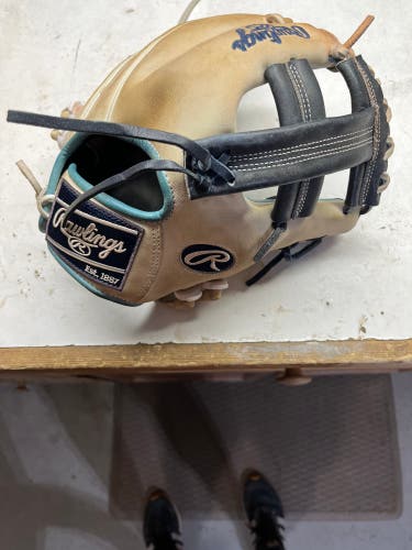 Infield 11.5" Heart of the Hide Baseball Glove