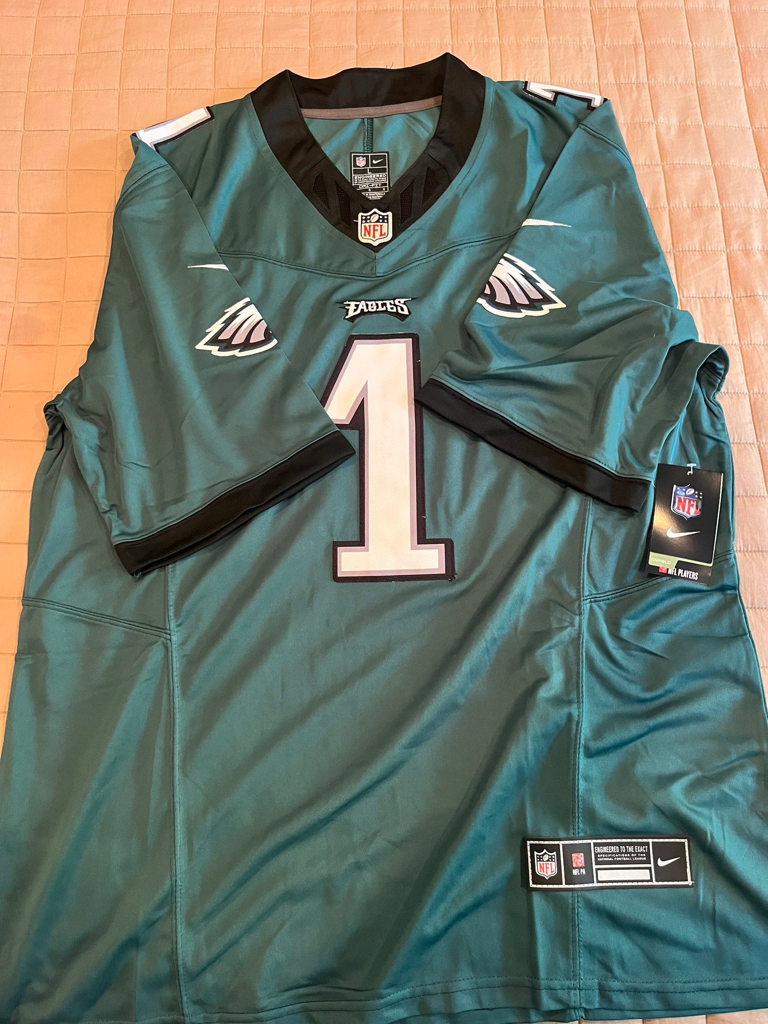 Philadelphia Eagles JALEN HURTS Vintage Throwback Football Jersey WHITE New  All Sizes | SidelineSwap