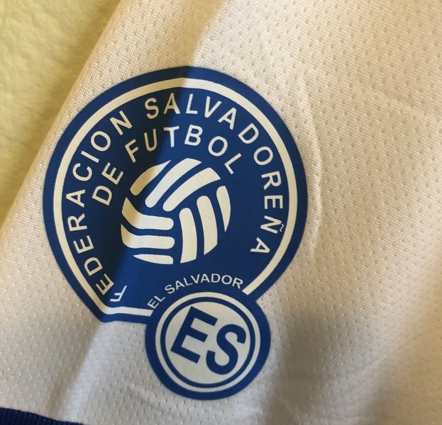 Umbro El Salvador National Soccer Team White Away Long-sleeve Jersey Size  XL