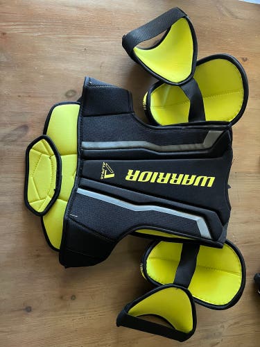 Used Small Warrior Alpha QX4 Shoulder Pads