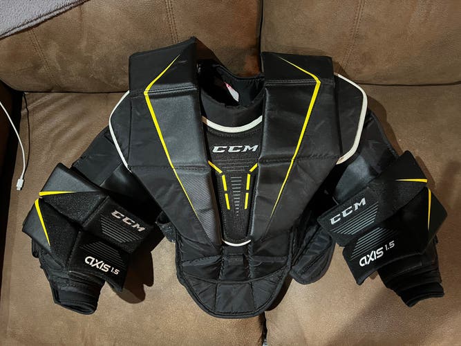 Used Small CCM Axis 1.5 Goalie Chest Protector Junior S/M
