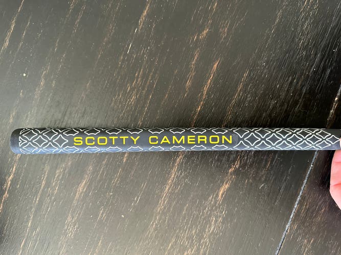 Gently Used Scotty Cameron Pistolero Grip