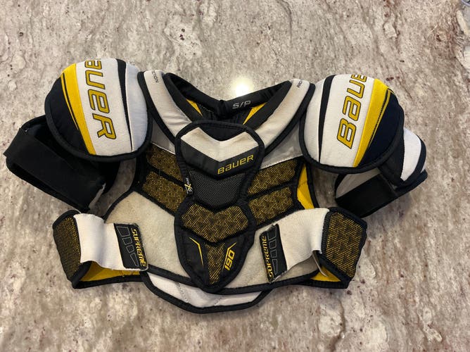 Used Small Bauer Supreme 190 Shoulder Pads