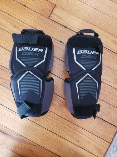 Youth Used Bauer Goalie Knee Pads