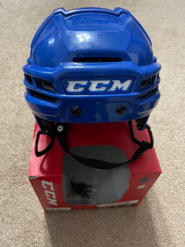 Used CCM Tacks 910 Med Royal Helmet