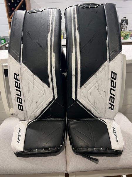32" Bauer Supreme M5 Pro Goalie Leg Pads