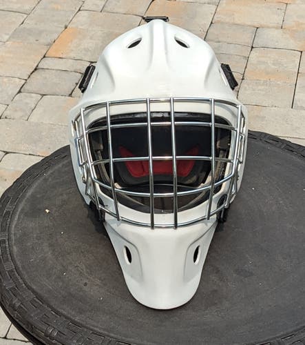 Senior Used Bauer NME 8 Goalie Mask