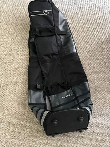 Used Travis Matthew Travel Cover