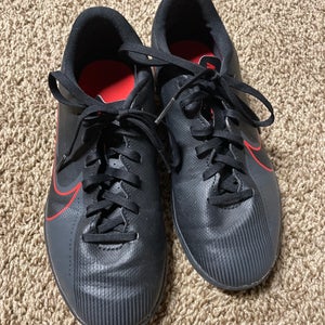 Black Unisex Indoor Nike Mercurial Vapor Cleats