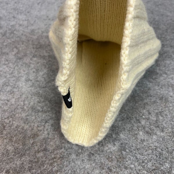 North Face Womens Hat Beige Beanie Lightweight Knit Sports Logo Fall Winter Cap