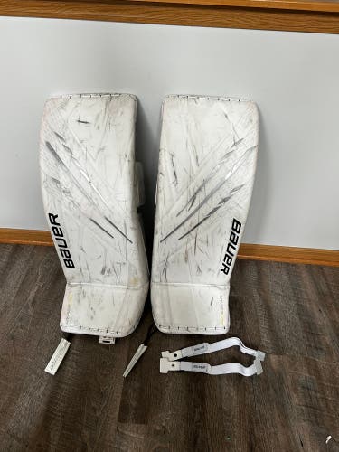Bauer  Hyperlite Goalie Leg Pads