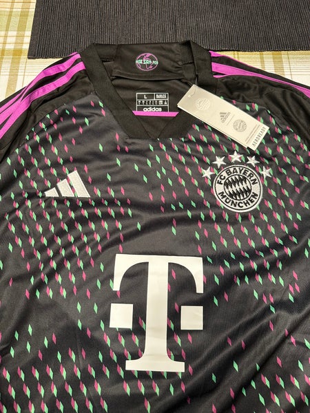 FC Bayern München 2021/22 adidas Away Kit - FOOTBALL FASHION