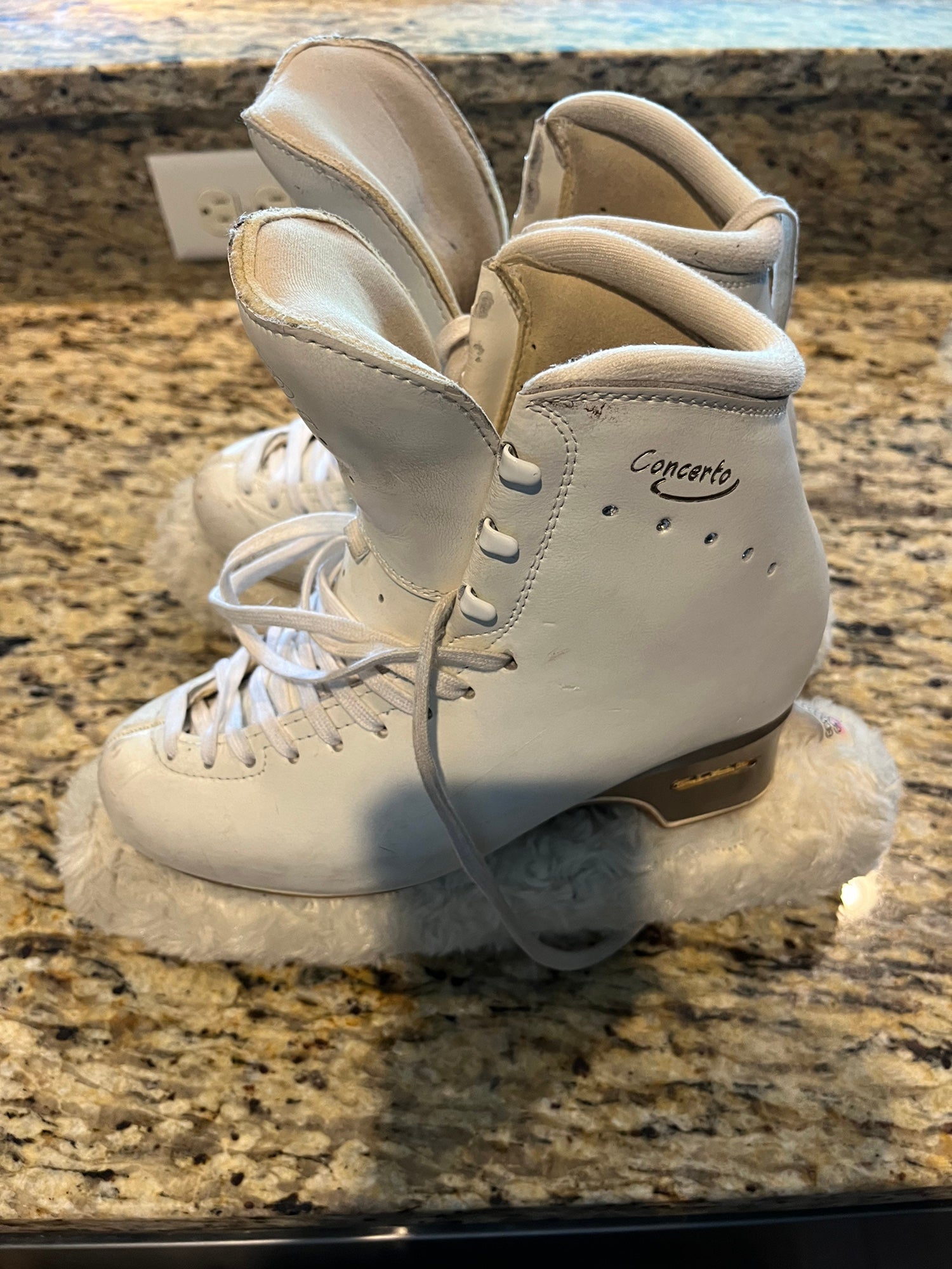 Edea Concerto Figure Skates SidelineSwap