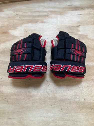 Used Bauer Nexus 800 Gloves 12"