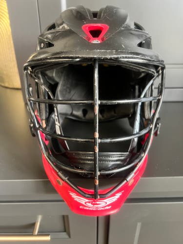 Used Player's Cascade R Helmet - Black with Red Chin Guard