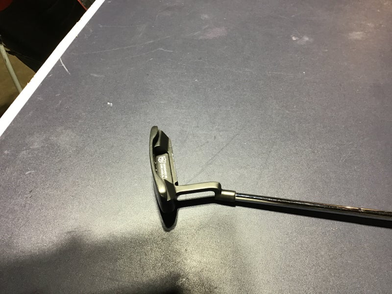 Used Men's Wilson Staff Left Hand Infinite Windy City Blade Putter 35"
