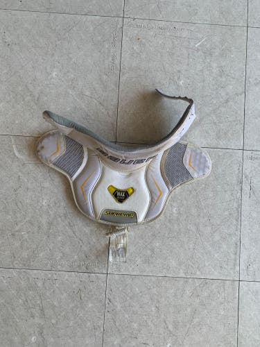 Bauer Supreme Goalie Neck Guard