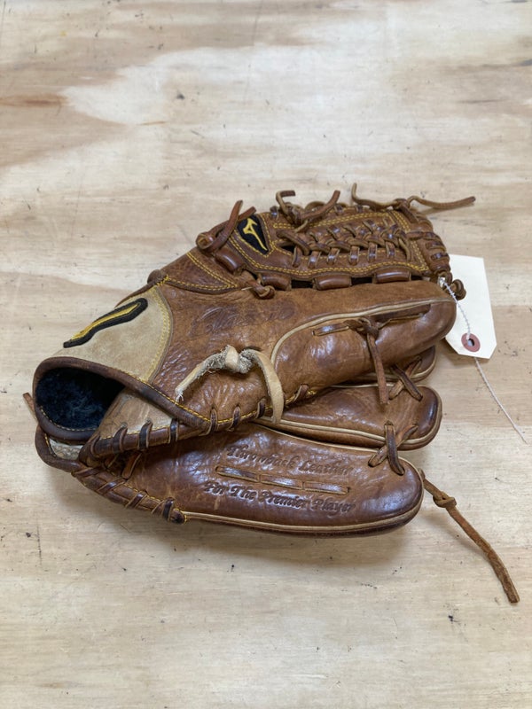 Mizuno Vintage Pro 11.75 inches infield baseball glove for Sale in  Coronado, CA - OfferUp