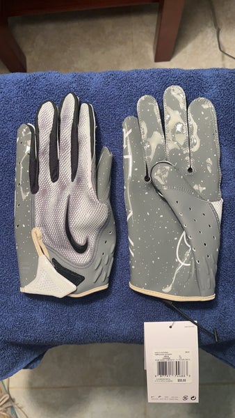 Vapor Jet 7.0 Football Gloves (1 Pair).