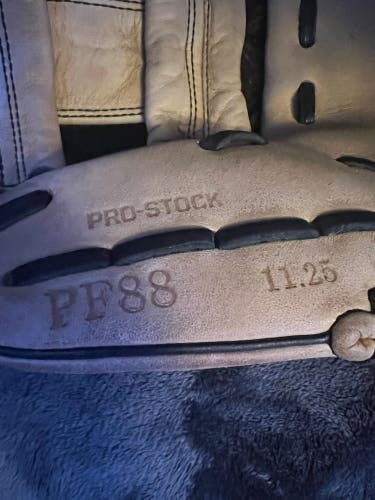 2019 Infield 11.25" A2000 Baseball Glove