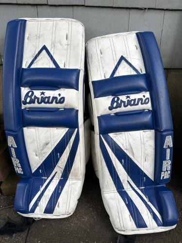 Used 29" Brian's  Heritage Goalie Leg Pads