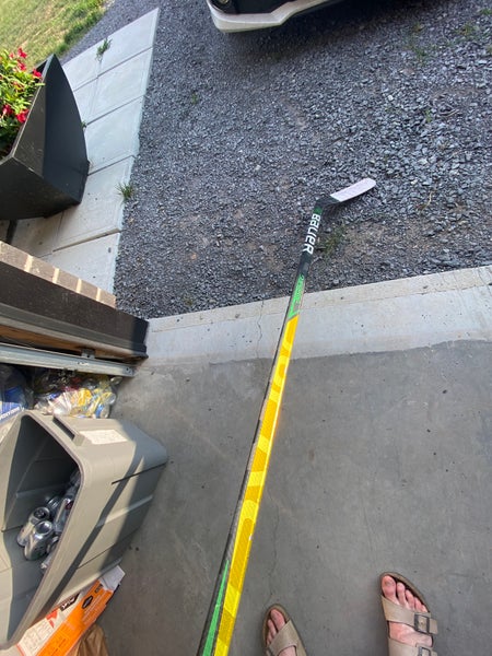 Used Right Handed Pro Stock Supreme UltraSonic Hockey Stick