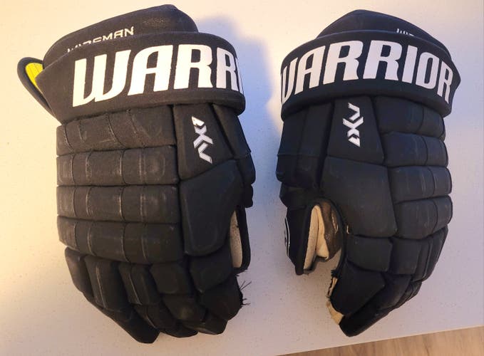 Used Warrior AX1 Gloves 14" Pro Stock