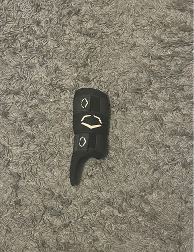 Black Used Senior EvoShield Shin Guards Leg guard