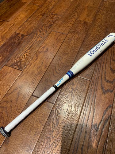 Louisville Slugger LXT Softball bat