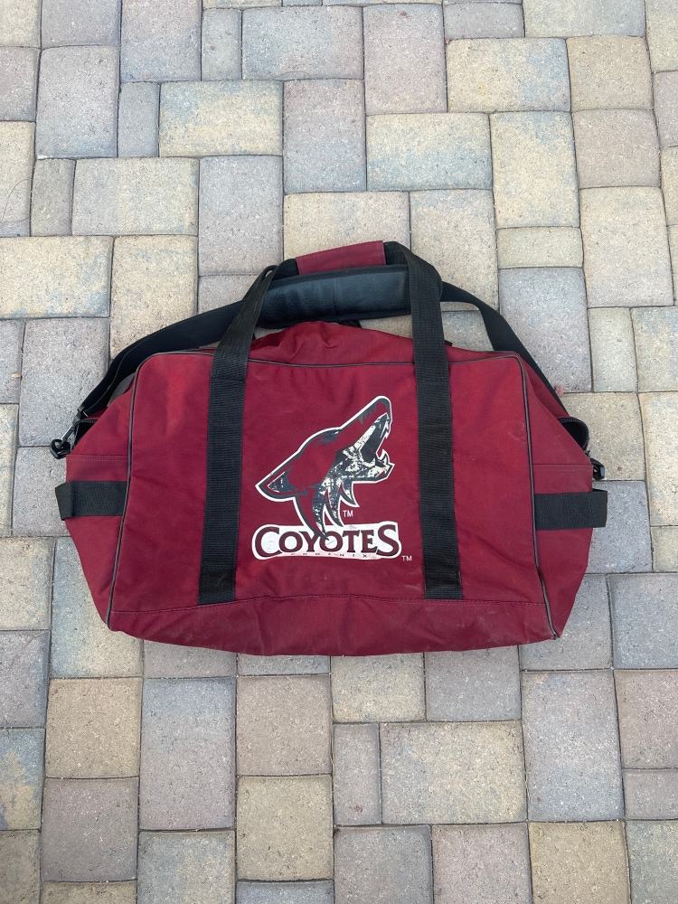 Pro Stock Warrior Canadian Made Phoenix Coyotes Coaches Duffle Bag