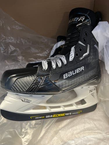Senior Bauer Size 7 Supreme Mach Hockey Skates