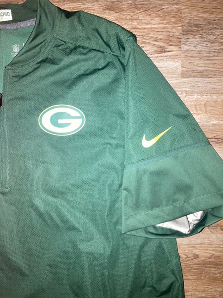 Nike / Men's Green Bay Packers Sideline Team Issue Green T-Shirt