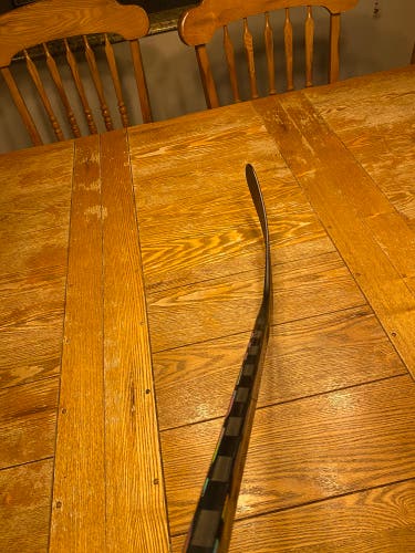 Intermediate Right Handed W03 Novium Pro Hockey Stick
