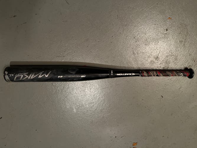 USSSA Certified Composite (-8) 23 oz 31" Mako Beast Bat