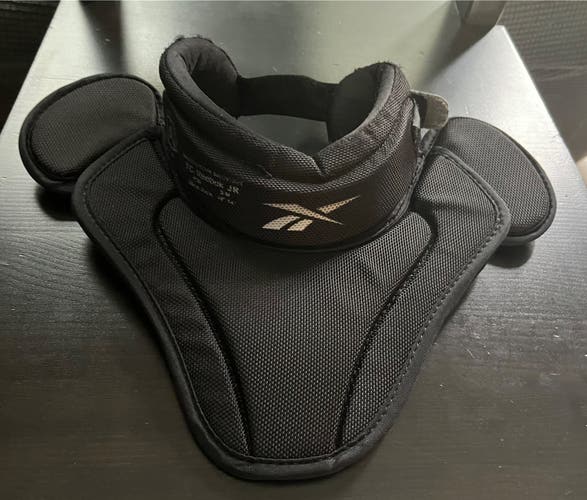 Goalie neck guard