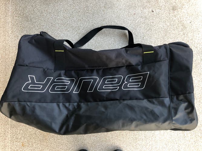 New Bauer Bag   Premium Senior Carry Hockey Bag