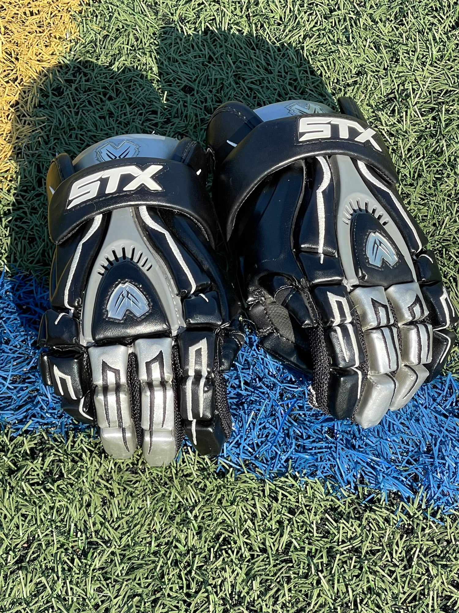 STX Surgeon RZR2™ Lacrosse Gloves