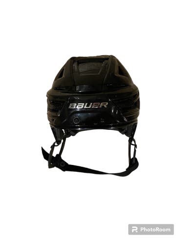 Used Medium Bauer ReAkt 150 Helmet