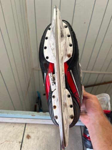 Used Bauer Regular Width Size 7 Vapor 2X Hockey Skates