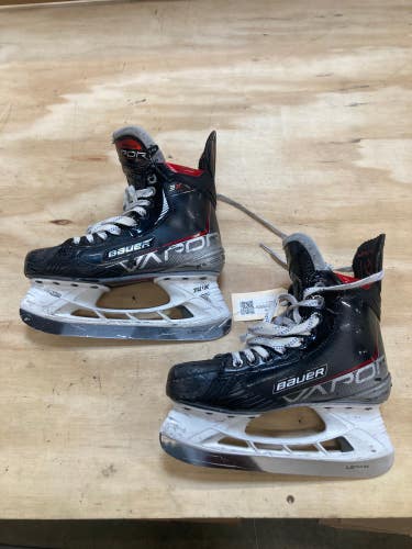 Junior Used Bauer Vapor 3X Hockey Skates 5.0