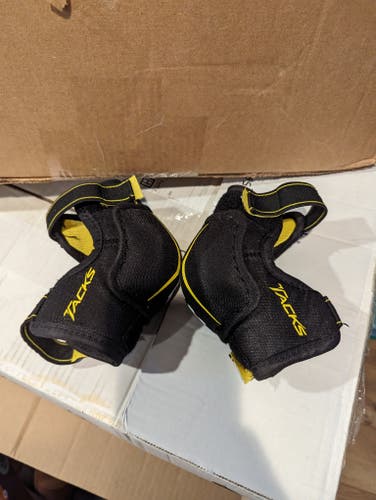 Used Large CCM Tacks 3092 Elbow Pads