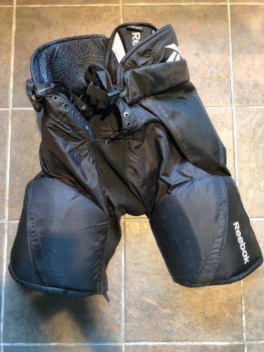 Used Senior Reebok 5K Hockey Pants (Size: Small)