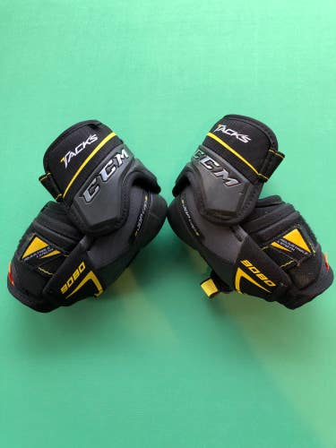 Used Junior CCM Tacks 9080 Hockey Elbow Pads (Size: Medium)